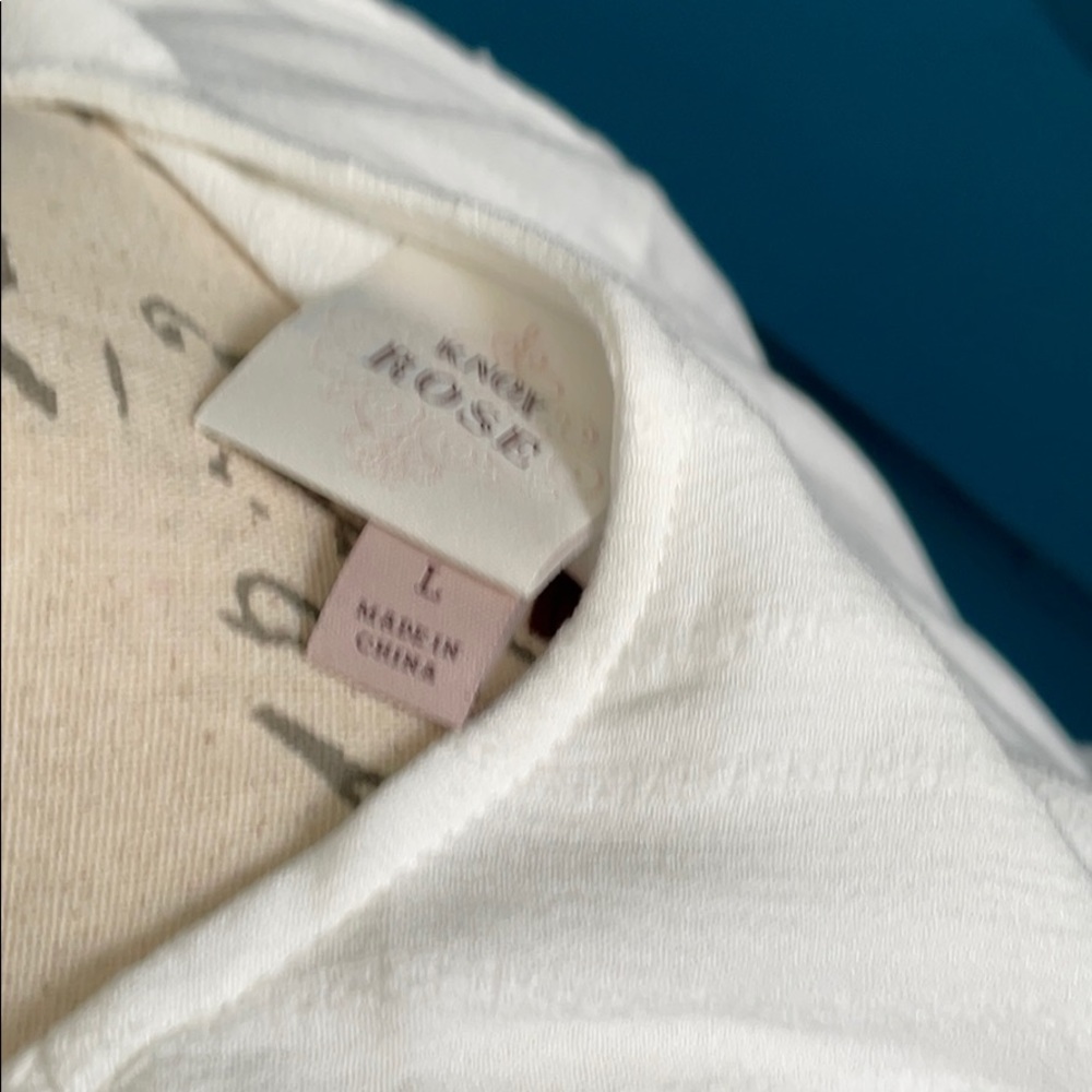 New white dress - Picture 4 of 5